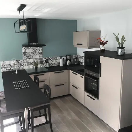 Les De La Frerie Proche Puy Dufou בית נופש *