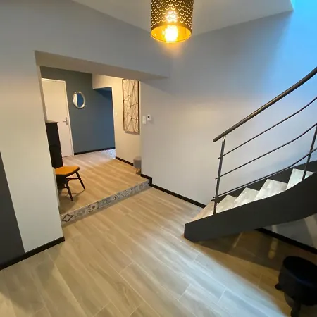 Les De La Frerie Proche Puy Dufou La Gaubretiere