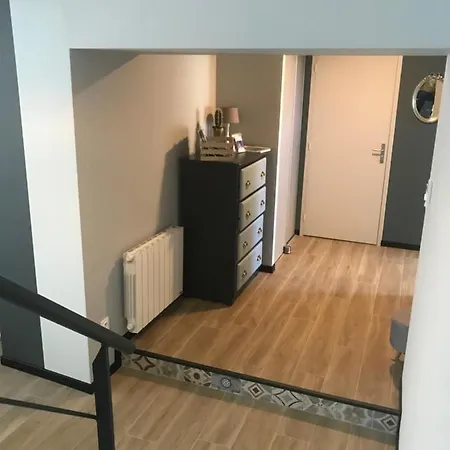 Les De La Frerie Proche Puy Dufou בית נופש