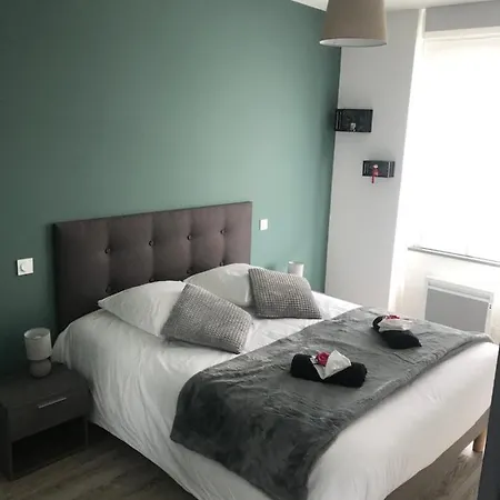 Les De La Frerie Proche Puy Dufou בית נופש