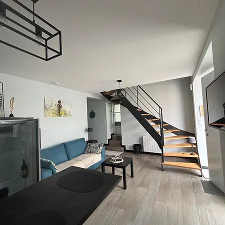 בית נופש Les De La Frerie Proche Puy Dufou