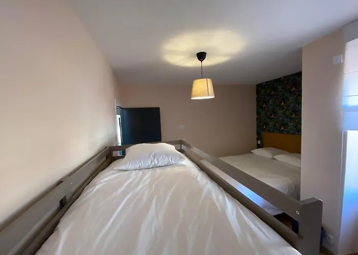 Дом отдыха Les De La Frerie Proche Puy Dufou La Gaubretiere