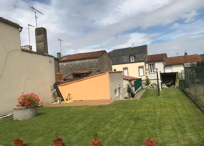 Les De La Frerie Proche Puy Dufou Дом отдыха