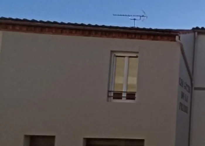 Дом отдыха Les De La Frerie Proche Puy Dufou La Gaubretiere