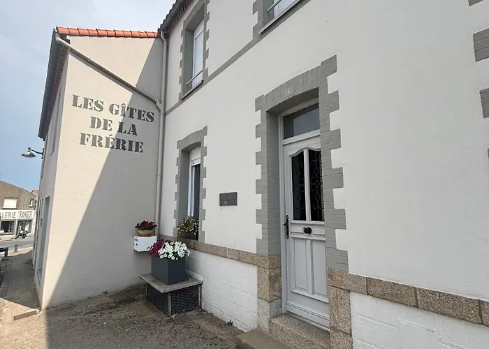 Les De La Frerie Proche Puy Dufou *