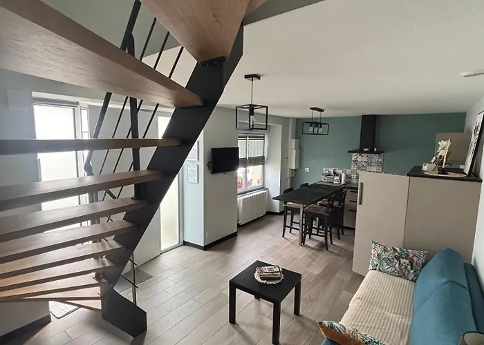 Дом отдыха Les De La Frerie Proche Puy Dufou